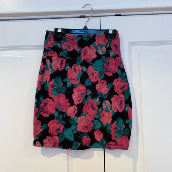 Floral Skirt, Aritzia, Size S - Picture 1 of 4